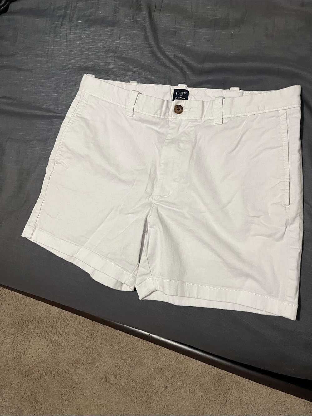 J. Crew Men’s White Flat Front Chino Shorts